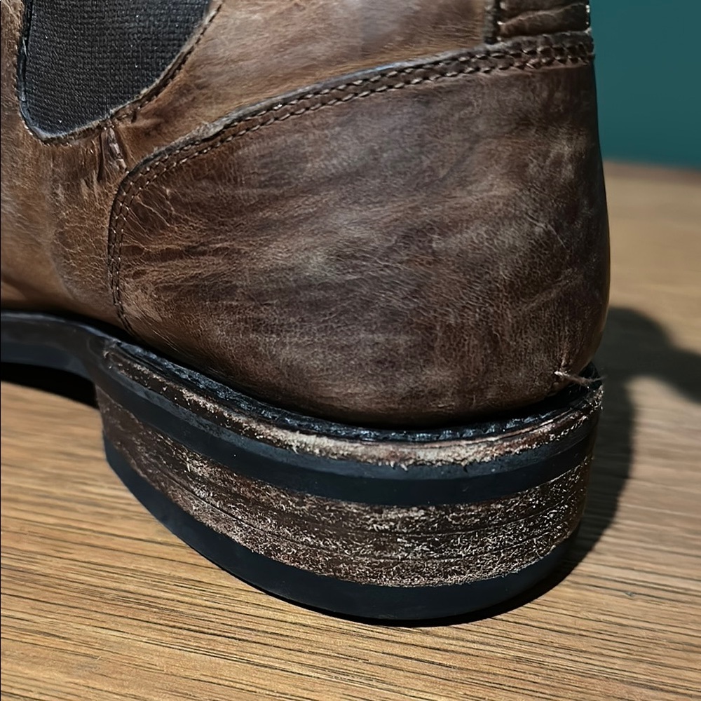 Wolverine 1000 Mile Leather Chelsea Boots - Picture 6 of 7